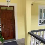 Апартаменты Casa Do Mar 2 Bedrooms And Kingsize Bed