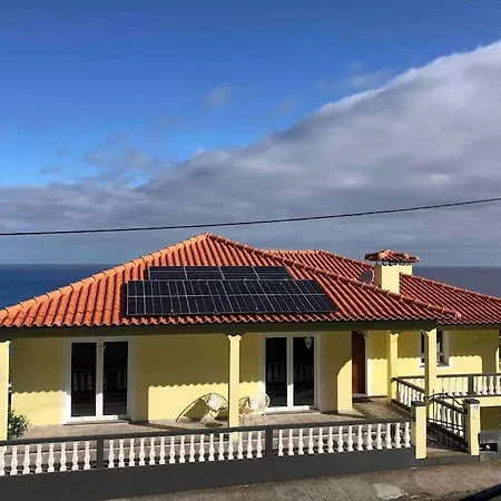 Casa Do Mar 2 Bedrooms And Kingsize Bed * Ponta Delgada (Madeira)